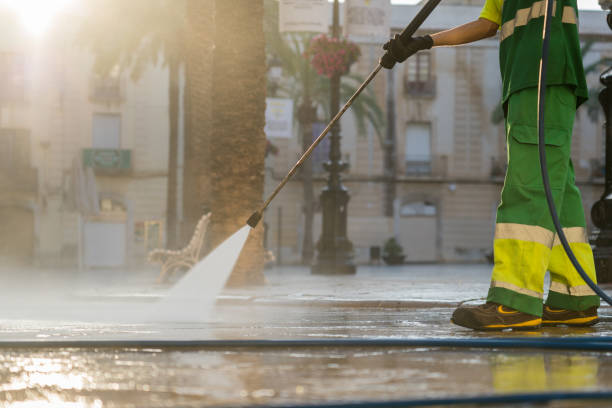Best Playground Equipment Cleaning  in Elsmere, KY